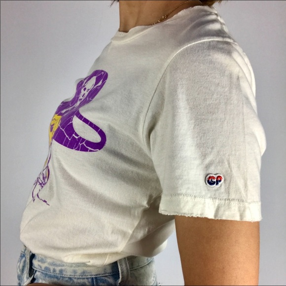 Chip & Pepper University, distresses t-shirt, sm - Picture 2 of 3